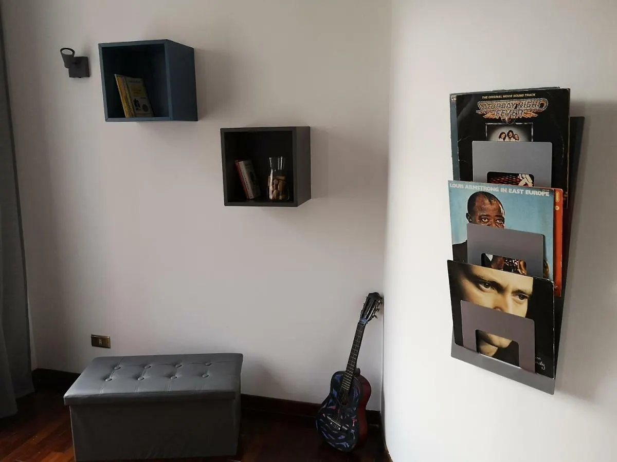 Villa A Casa Di Zara Termini Imerese 0*,